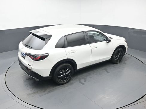 Used 2024 Honda HR-V Sport image 36
