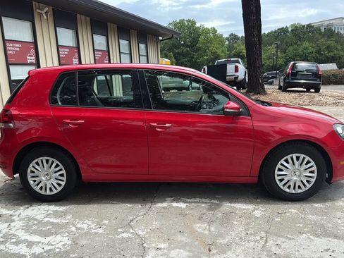 Used 2013 Volkswagen Golf 4-Door FWD image 4