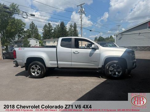 Used 2018 Chevrolet Colorado Z71 AWD/4WD image 2