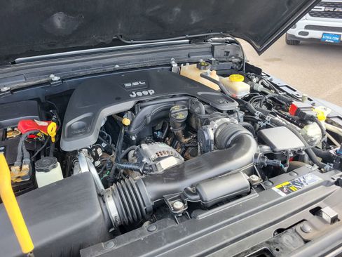 Used 2020 Jeep Wrangler Unlimited Sport image 29