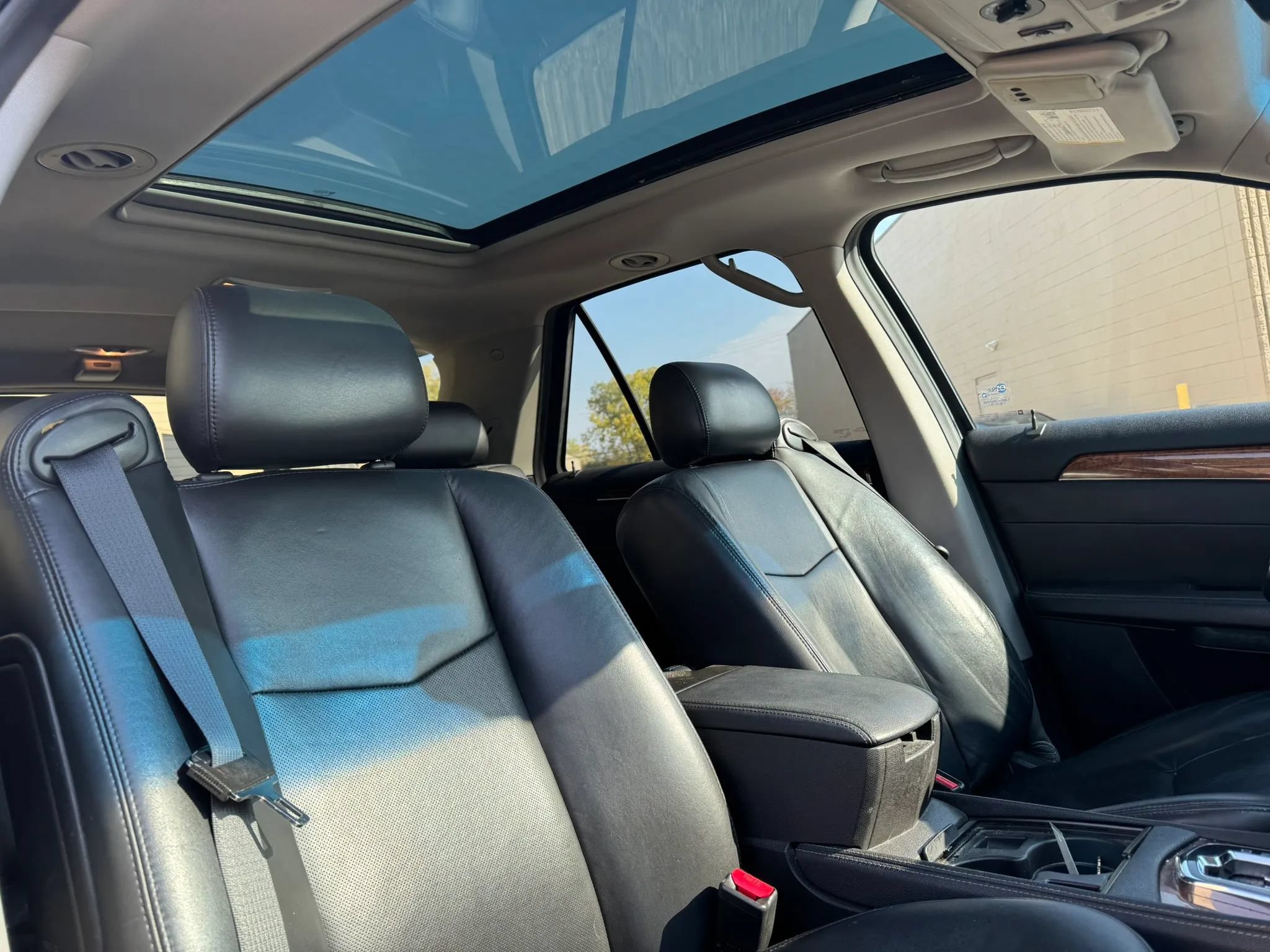 Used 2007 Cadillac SRX w/ Theater Package AWD/4WD image 21