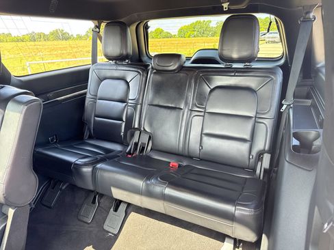 Used 2021 Lincoln Navigator L Reserve AWD/4WD image 25