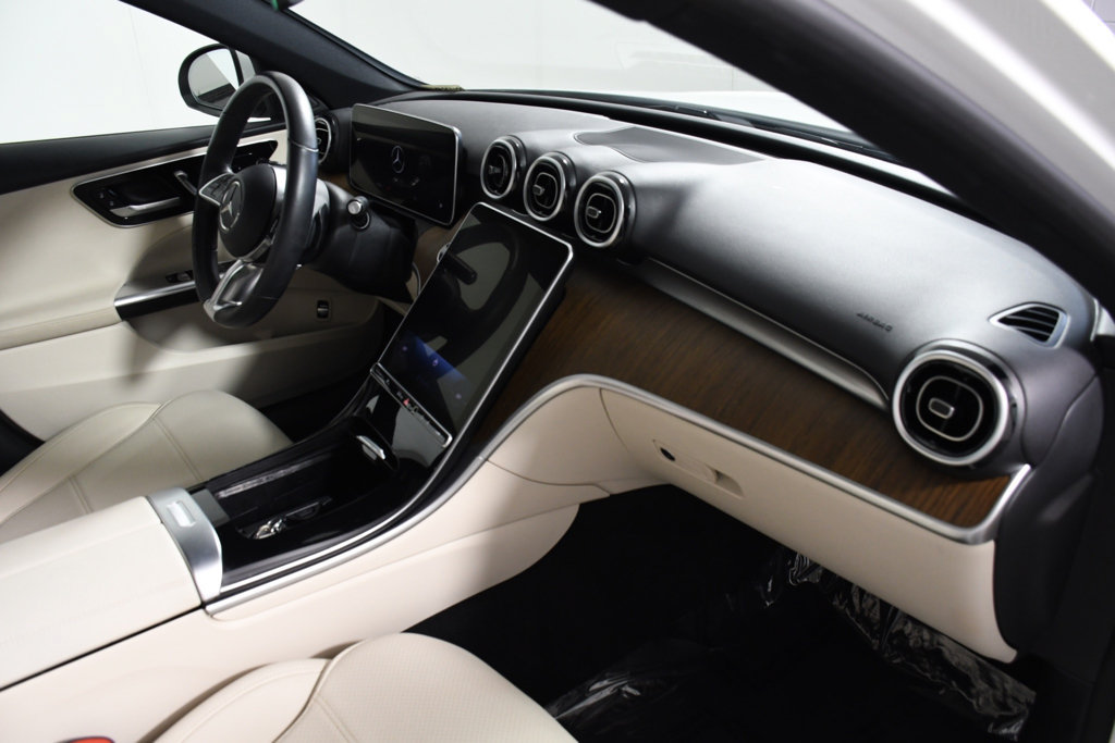 Used 2023 Mercedes-Benz C 300 4MATIC Sedan image 18