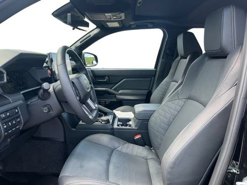 Used 2025 Toyota 4Runner TRD Off-Road Premium w/ Tow Technology Package AWD/4WD image 10