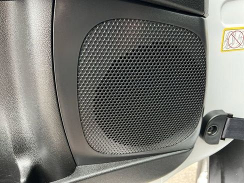 Used 2025 RAM ProMaster 2500 w/ Convenience Group FWD image 22