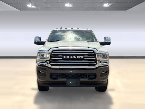 Used 2024 RAM 2500 Limited w/ Towing Technology Group AWD/4WD image 6