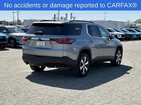 Certified 2023 Chevrolet Traverse LT w/ LT Premium Package FWD image 7
