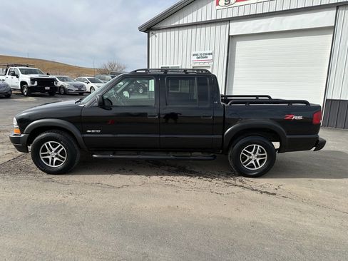 Used 2003 Chevrolet S10 Pickup LS w/ Appearance Package image 2