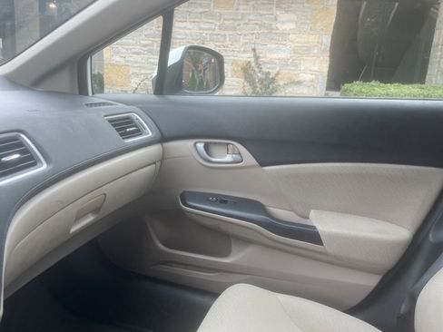 Used 2013 Honda Civic LX image 15