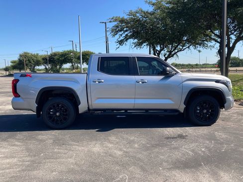 New 2026 Toyota Tundra SR5 AWD/4WD image 3