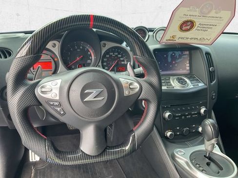 Used 2015 Nissan 370Z Coupe RWD image 12