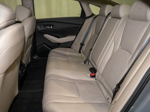 Used 2025 Honda Accord Touring image 8