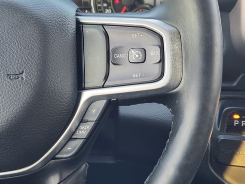 Used 2020 RAM 1500 Laramie image 29