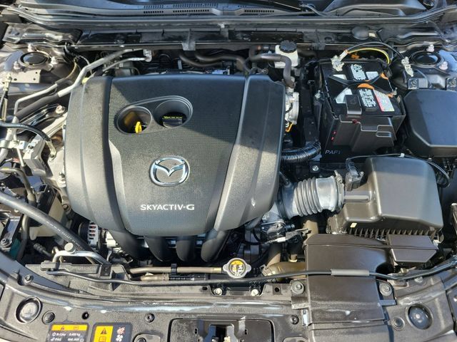 Used 2020 MAZDA MAZDA3 Hatchback FWD image 30