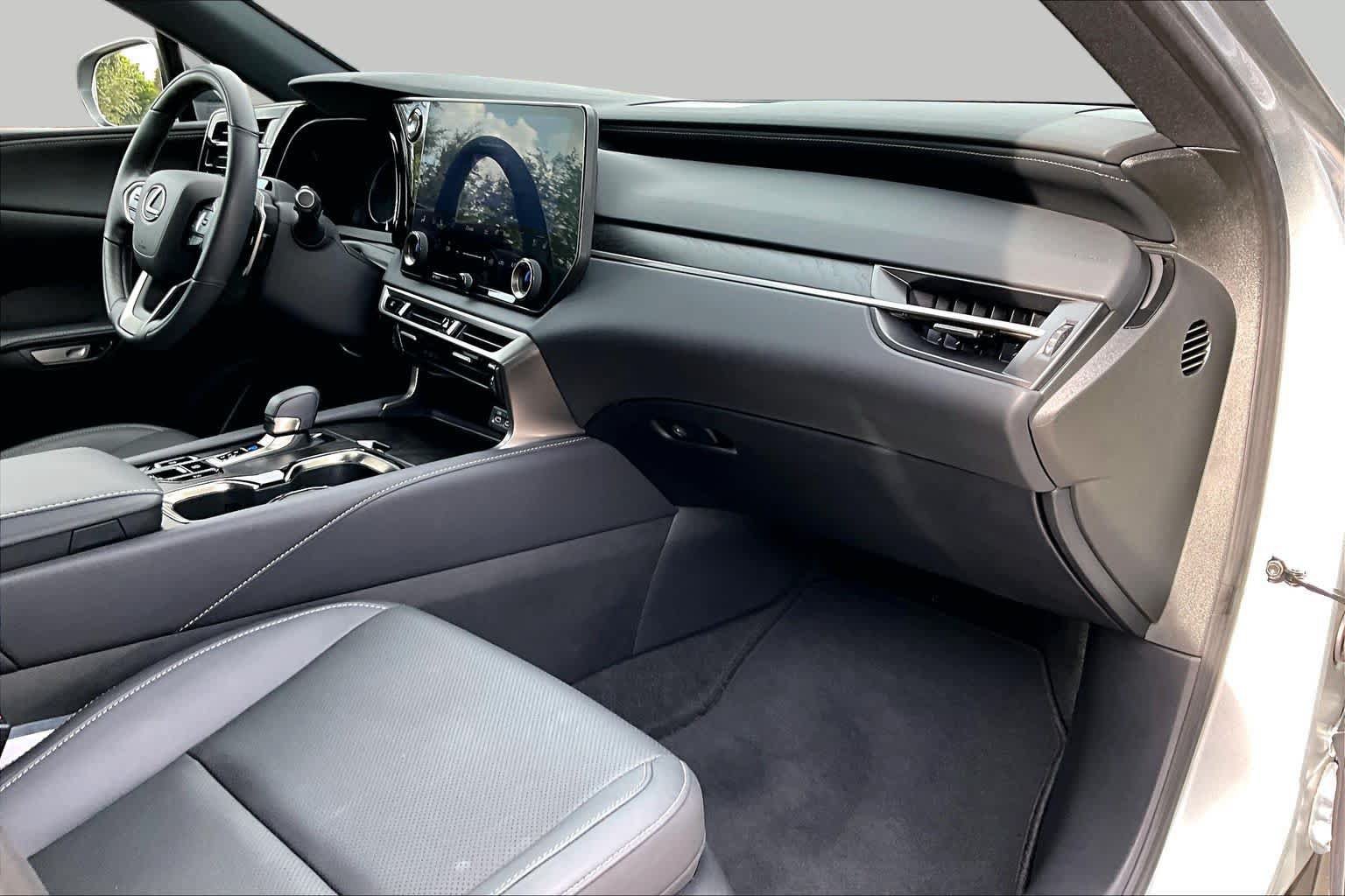 Used 2024 Lexus RX 350 Premium w/ Convenience Package FWD image 19