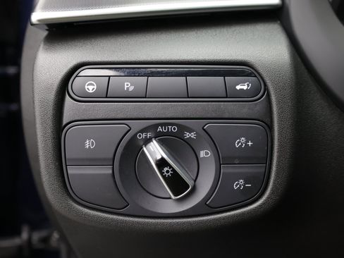 Used 2022 INFINITI QX50 Luxe FWD image 21
