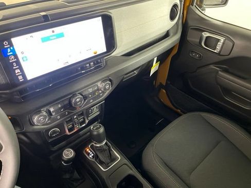 Used 2026 Jeep Wrangler Unlimited Sport AWD/4WD image 36