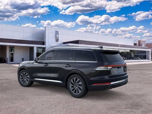 New 2026 Lincoln Aviator 2WD image 4