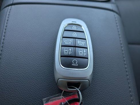 Used 2023 Hyundai Tucson Limited AWD/4WD image 34