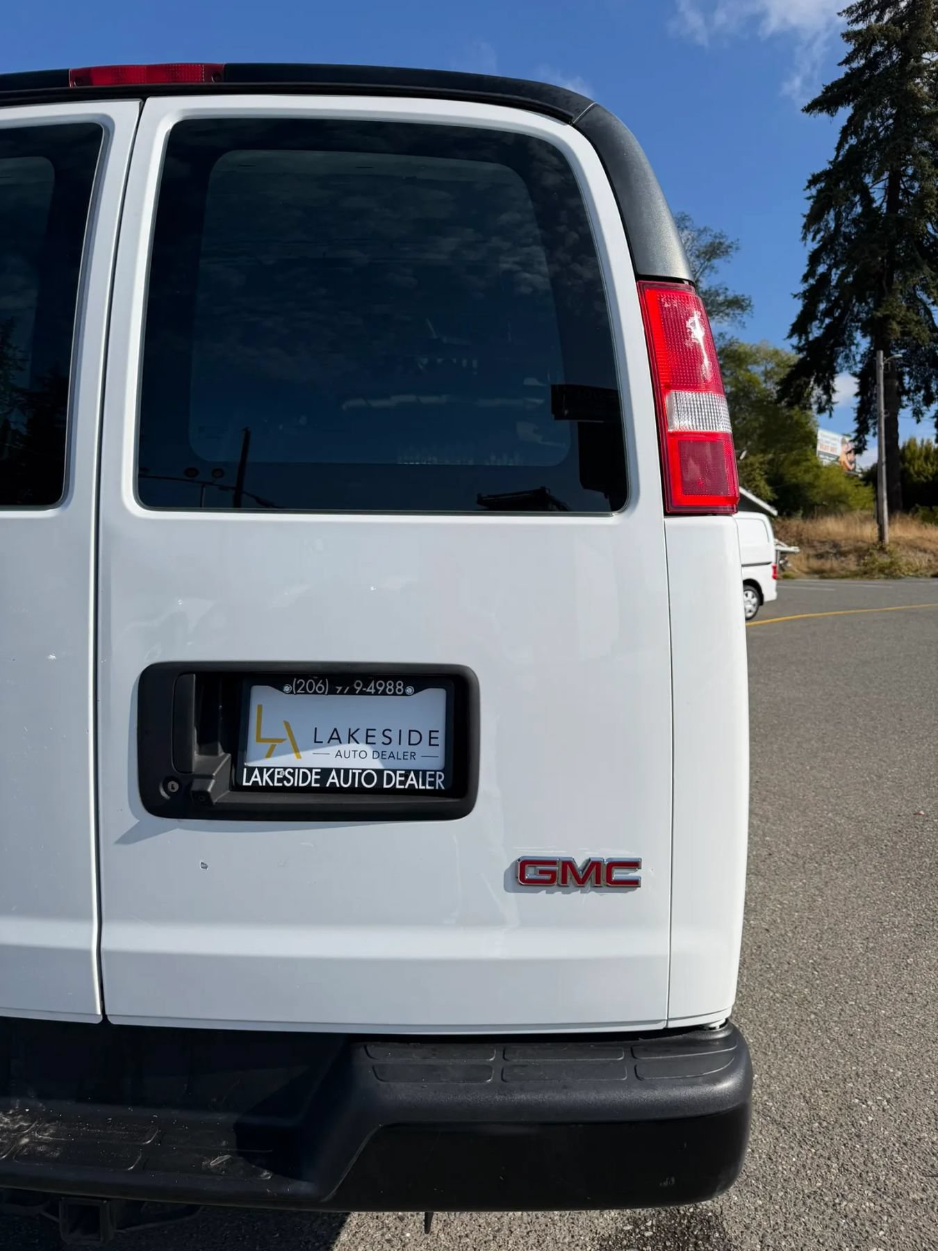 Used 2023 GMC Savana 2500 Extended w/ Driver Convenience Package RWD image 13