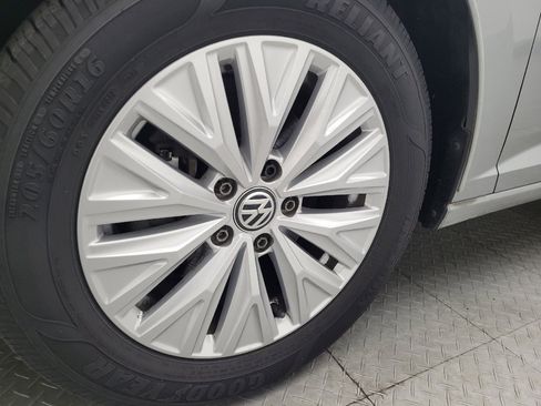 Used 2019 Volkswagen Jetta S w/ Driver Assistance Package image 31