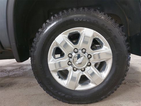 Used 2020 Chevrolet Silverado 2500 LTZ w/ LTZ Premium Package image 37