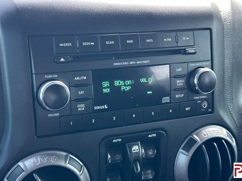 Used 2018 Jeep Wrangler Unlimited Sport S image 22