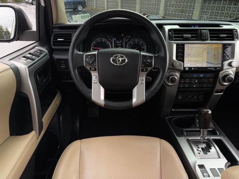 Used 2020 Toyota 4Runner Limited AWD/4WD image 15