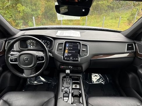 Used 2019 Volvo XC90 T6 Momentum image 16