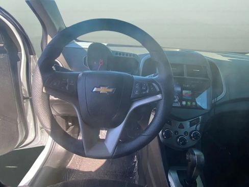 Used 2016 Chevrolet Sonic LT FWD image 31