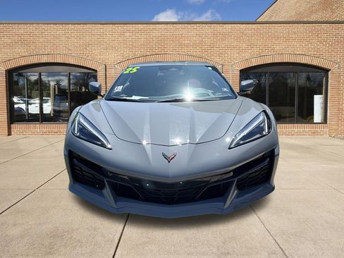 Used 2025 Chevrolet Corvette Z06 w/ Battery Protection Package RWD image 9