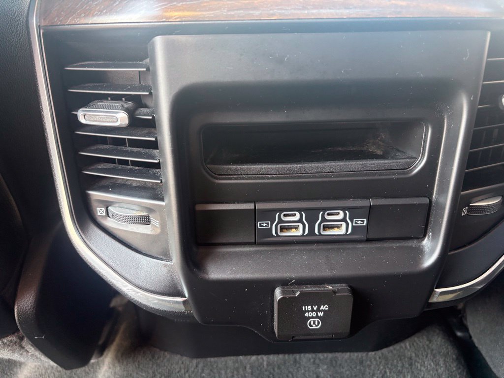 Used 2021 RAM 1500 Laramie AWD/4WD image 16