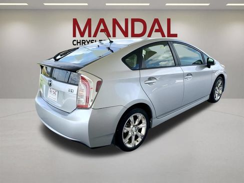 Used 2014 Toyota Prius Two FWD image 6