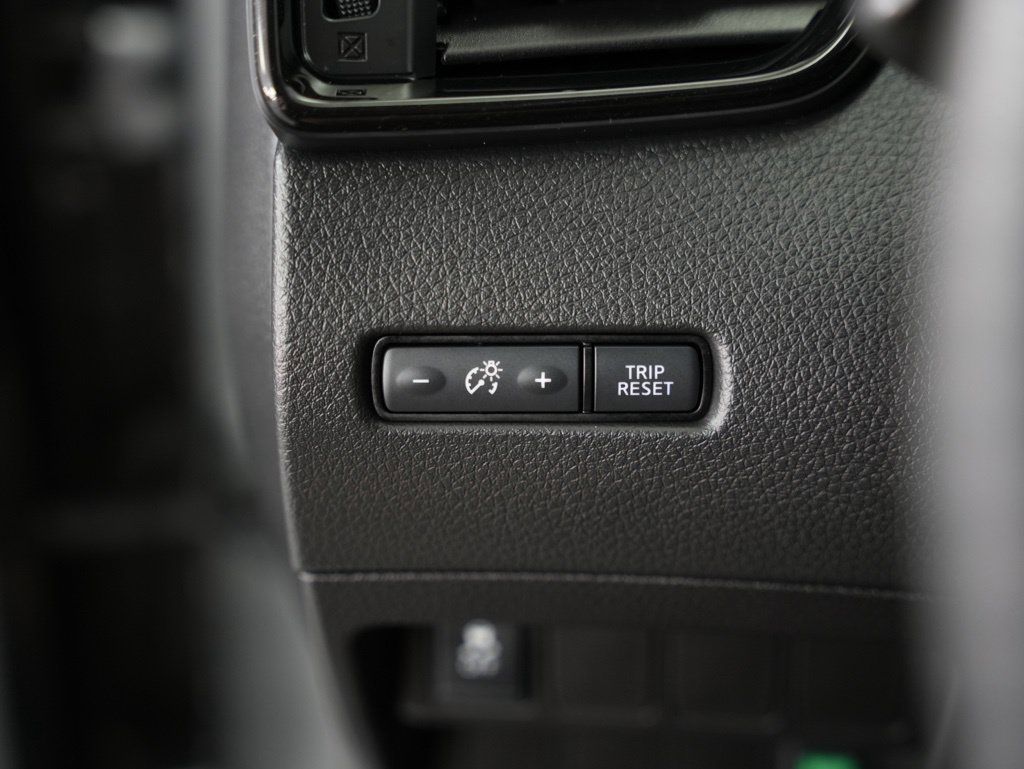Used 2018 Nissan Rogue Sport S FWD image 40
