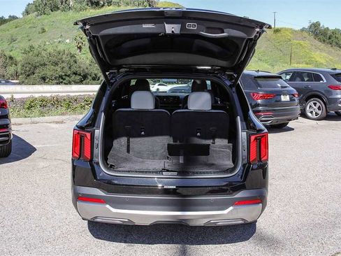 Used 2025 Kia Sorento SX Prestige image 27