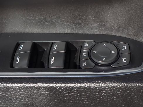 Used 2024 GMC Sierra 3500 Denali w/ Denali Reserve Package image 20