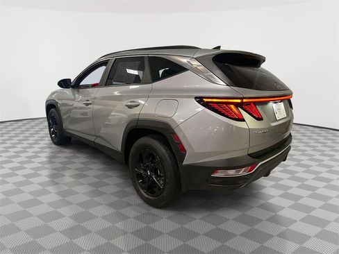 Used 2022 Hyundai Tucson SEL w/ Cargo Package image 5