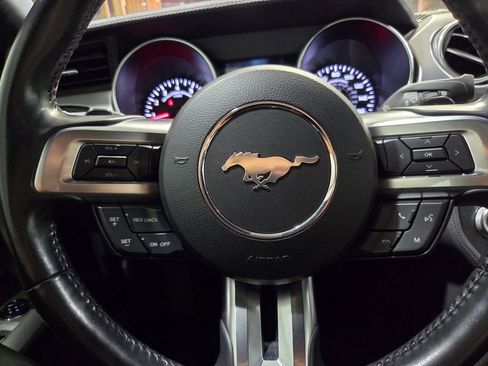 Used 2018 Ford Mustang GT image 5