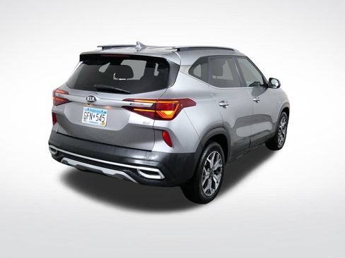 Used 2021 Kia Seltos EX AWD/4WD image 3