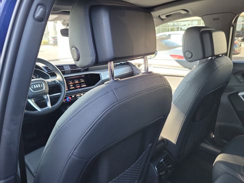 Used 2021 Audi Q3 2.0T Premium Plus w/ Premium Plus Package image 11