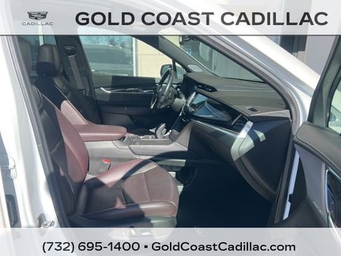Certified 2023 Cadillac XT6 Premium Luxury image 7