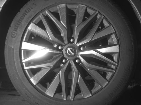 Used 2025 Nissan Altima 2.5 SV FWD image 18