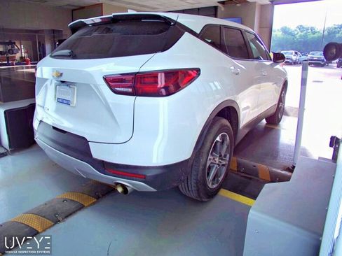 Used 2023 Chevrolet Blazer LT AWD/4WD image 3