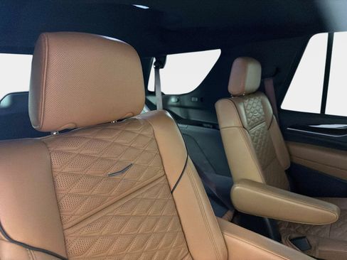 Used 2022 Cadillac Escalade Sport w/ Touring Package image 28