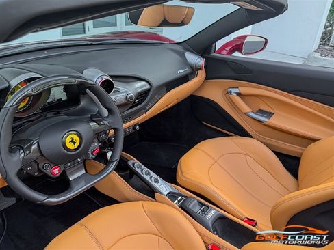 Used 2023 Ferrari F8 Tributo RWD image 15