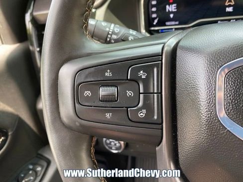 Used 2025 GMC Sierra 2500 AT4 AWD/4WD image 29
