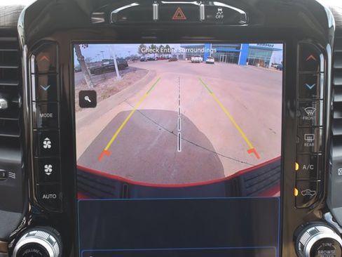 Used 2024 RAM 3500 Limited image 28