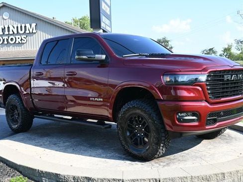 Used 2025 RAM 1500 Laramie w/ Sport Appearance Package AWD/4WD image 3