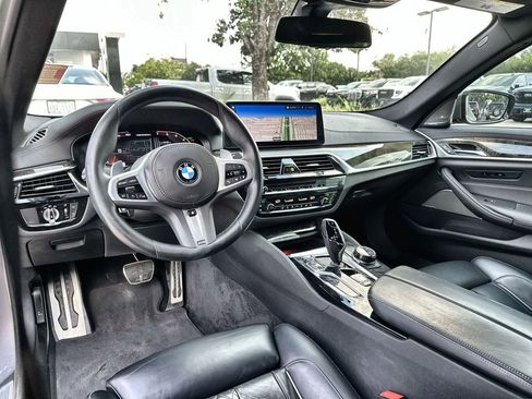 Used 2023 BMW M550i xDrive w/ Executive Package AWD/4WD image 20