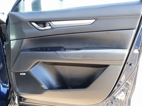 Used 2019 MAZDA CX-5 Touring image 9